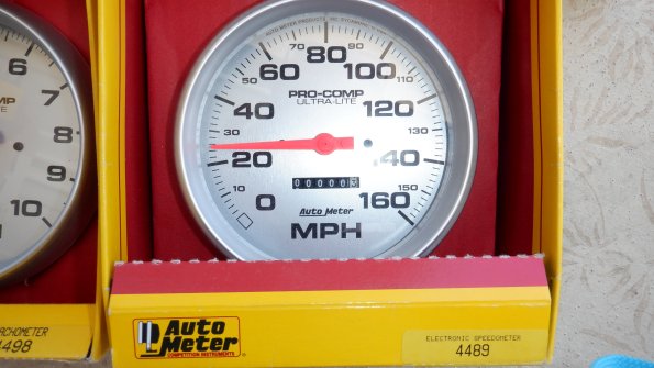 Autometer speedometer