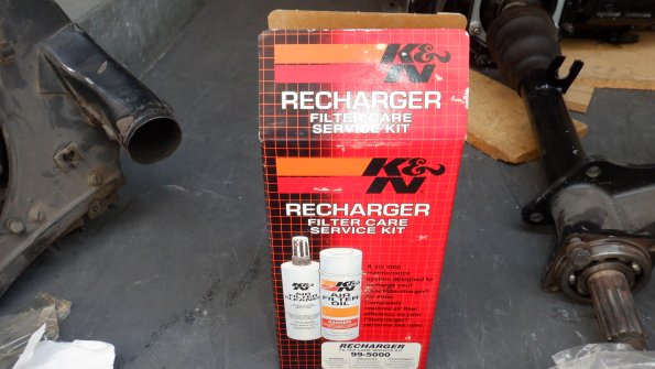 K & N filter service kit